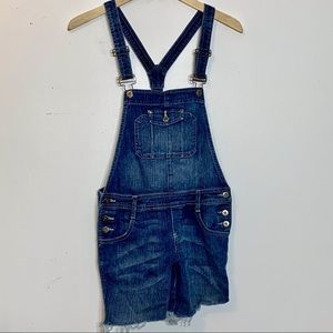 Adorable LEI Chelsea denim‎ jean overall cutoffs